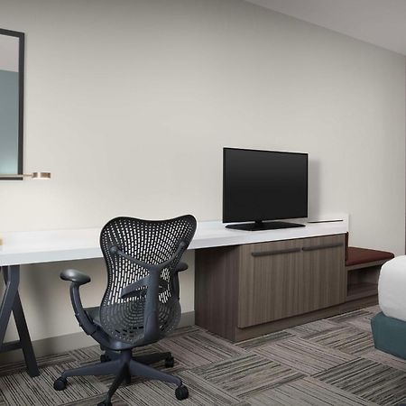Hilton Garden Inn Granbury Bagian luar foto