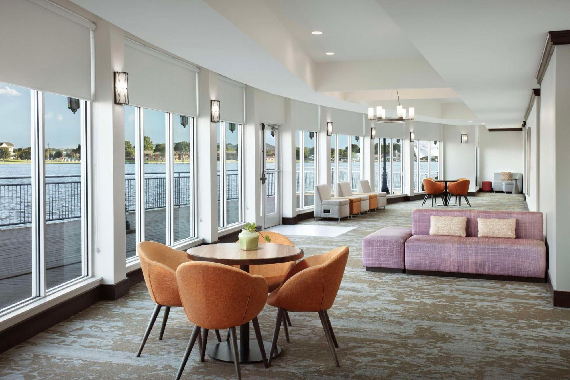 Hilton Garden Inn Granbury Bagian luar foto