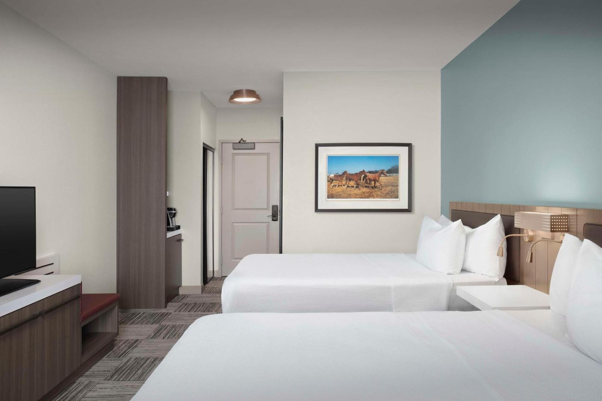 Hilton Garden Inn Granbury Bagian luar foto