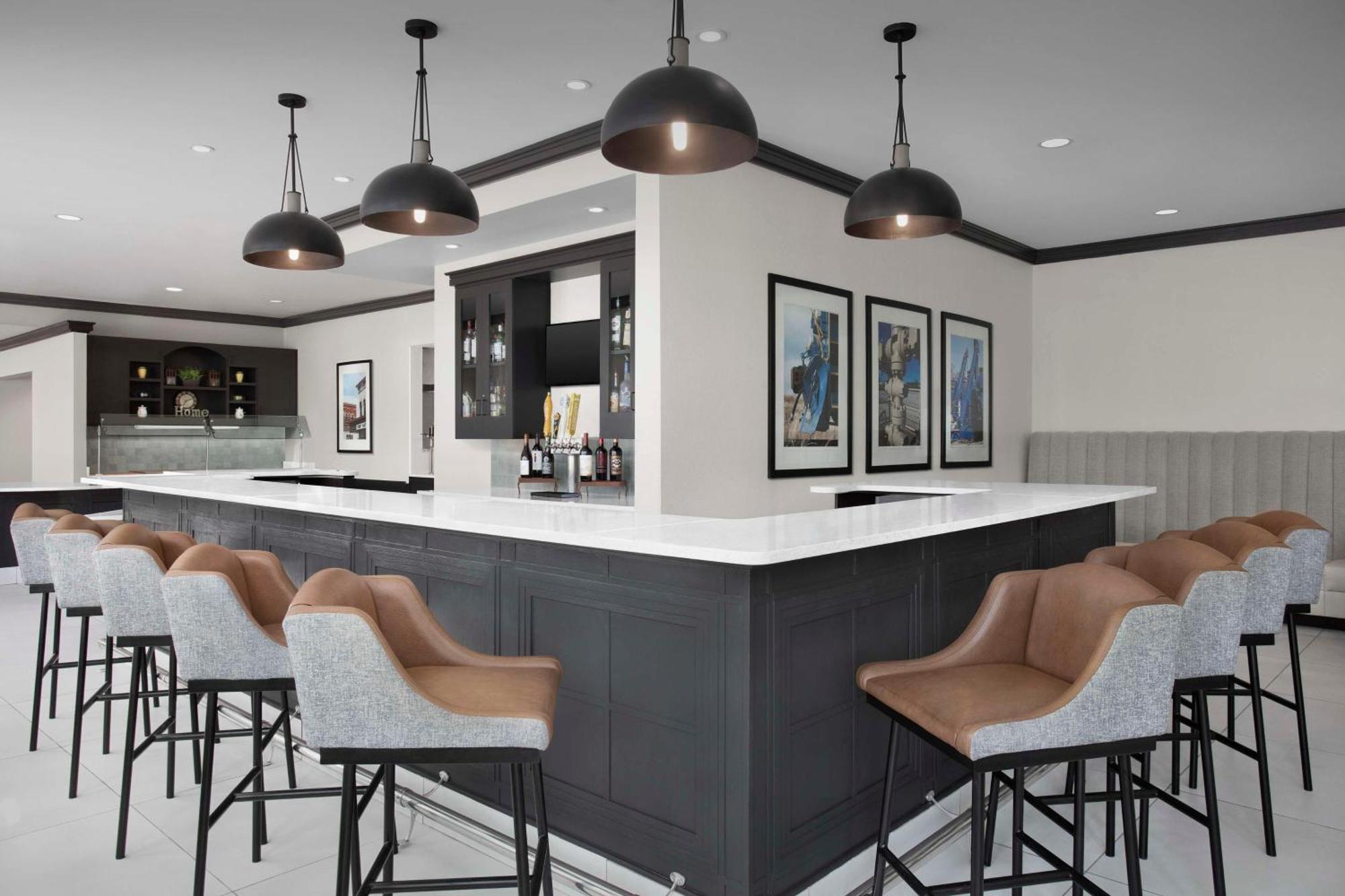 Hilton Garden Inn Granbury Bagian luar foto